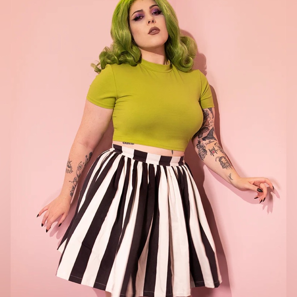 GHOST SKATER SKIRT IN BLACK & WHITE STRIPES - VIXEN BY MICHELINE PITT, small